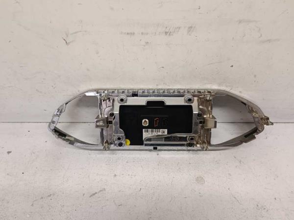 ECRAN PEUGEOT - Vue 2